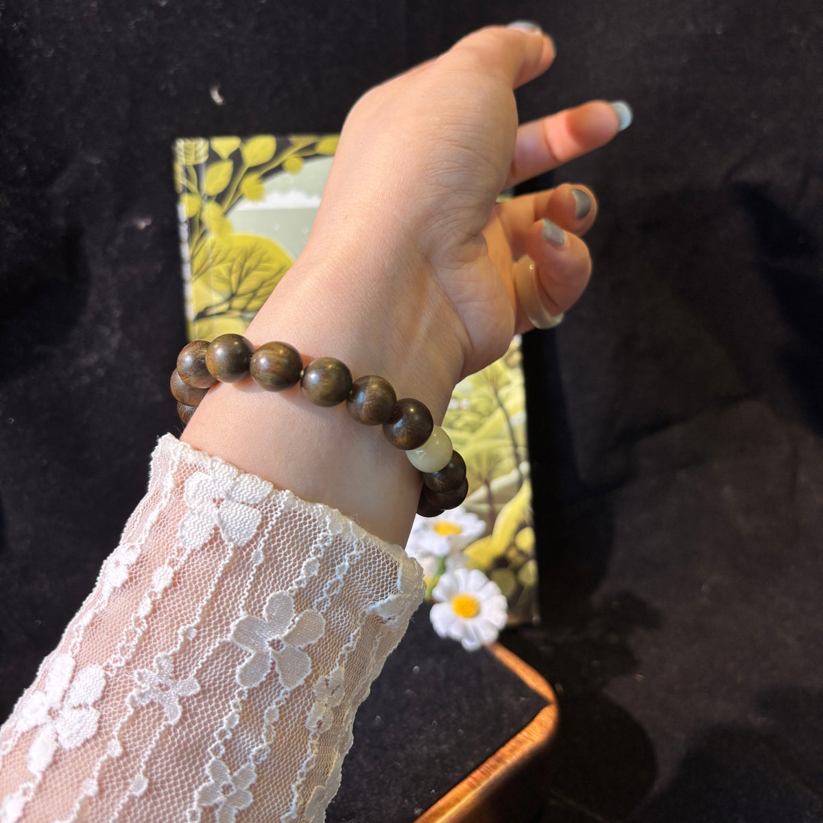 Green Sandalwood Bracelet with Natural Hetian Jade | 10mm Wood Beads
