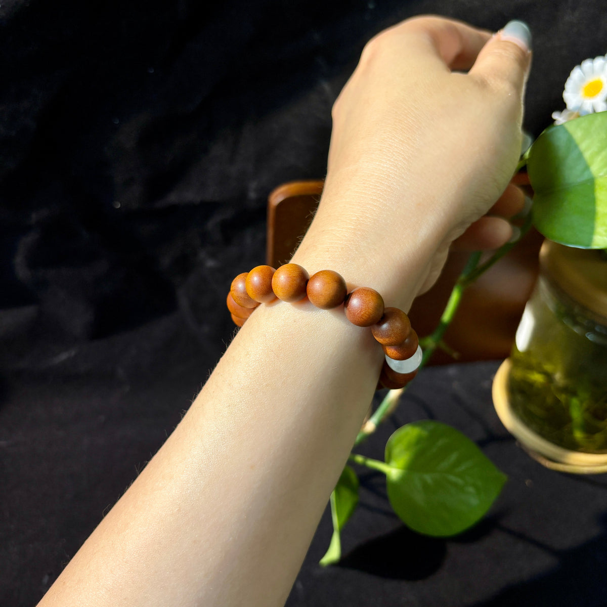 10mm Sandalwood & Hanbaiyu Marble Bracelet – Handmade Natural Wood Beaded Bracelet