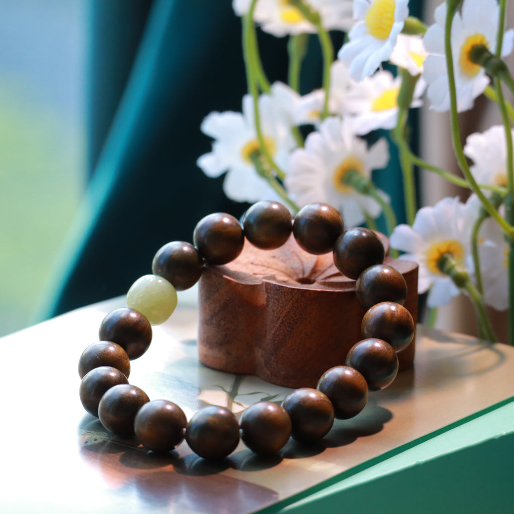 Green Sandalwood Bracelet with Natural Hetian Jade | 10mm Wood Beads