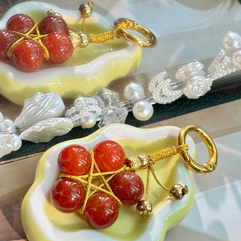 Natural Red Agate Dragon Scale Keychain with Gold-Plated Copper Beads
