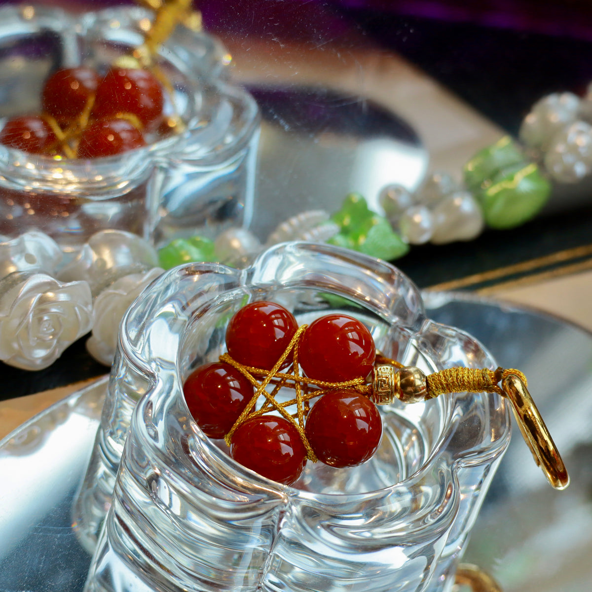 Natural Red Agate Dragon Scale Keychain with Gold-Plated Copper Beads