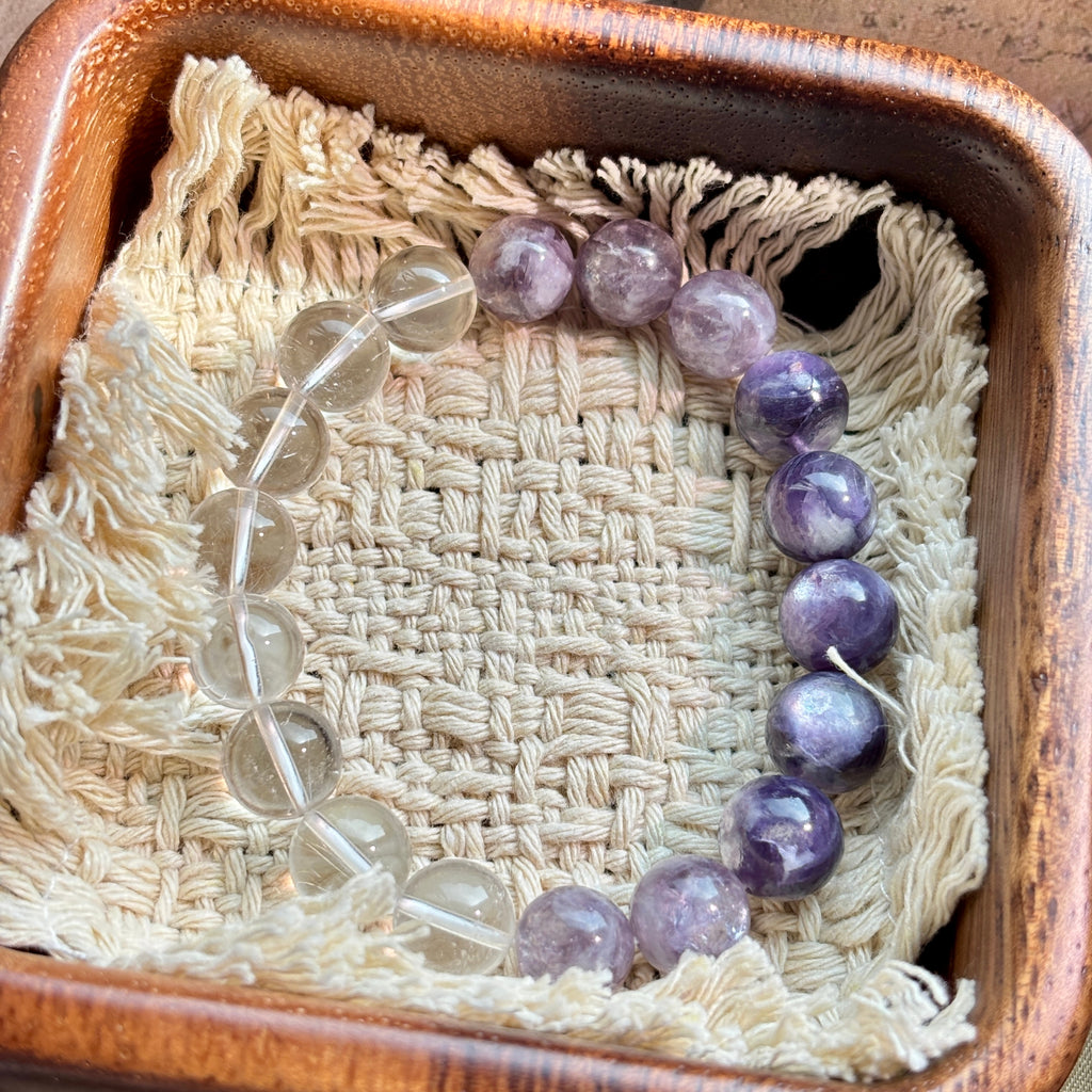 10mm Silver Purple Lepidolite & White Quartz Bracelet – Handmade Natural Crystal Stretch Bracelet